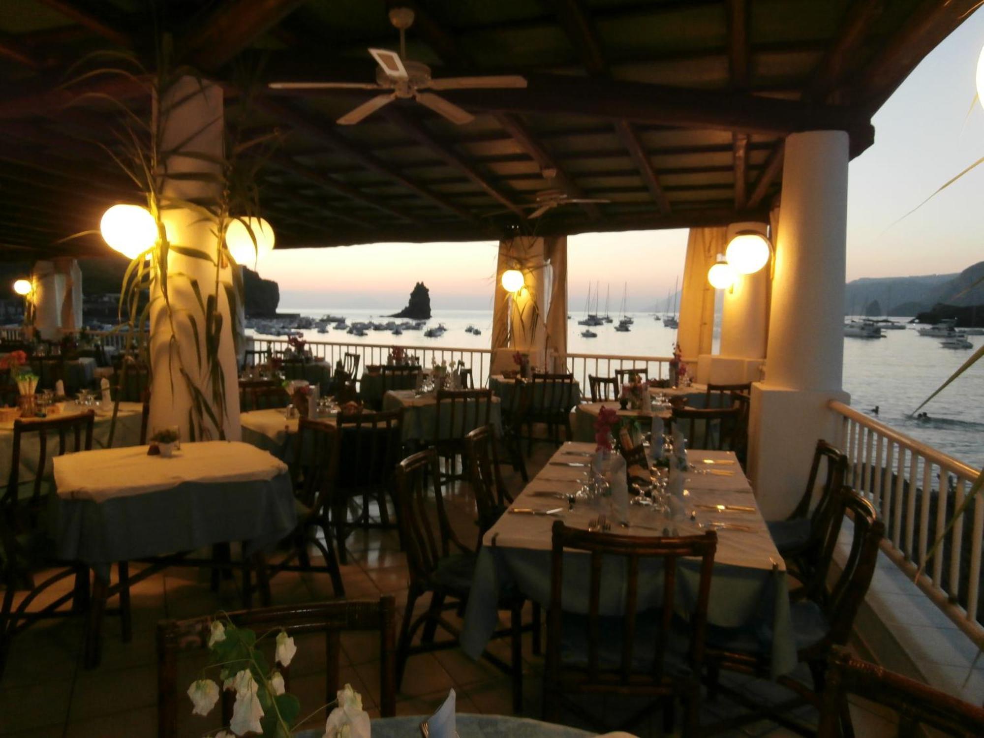Hotel Conti Vulcano (Isola)